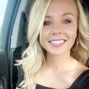 Meet your Posher, Hannah